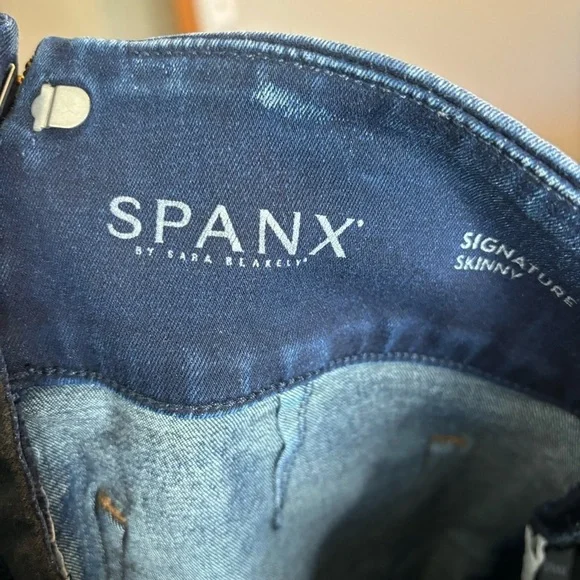 Spanx Signature Waist Skinny Jeans 26